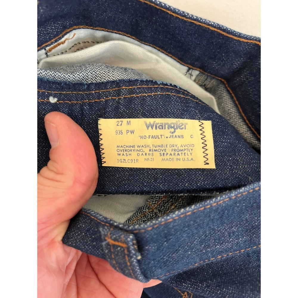 Vintage Wrangler No-Fault Slim Fit Boot Cut Jeans Dark Wash - Picture 5 of 5
